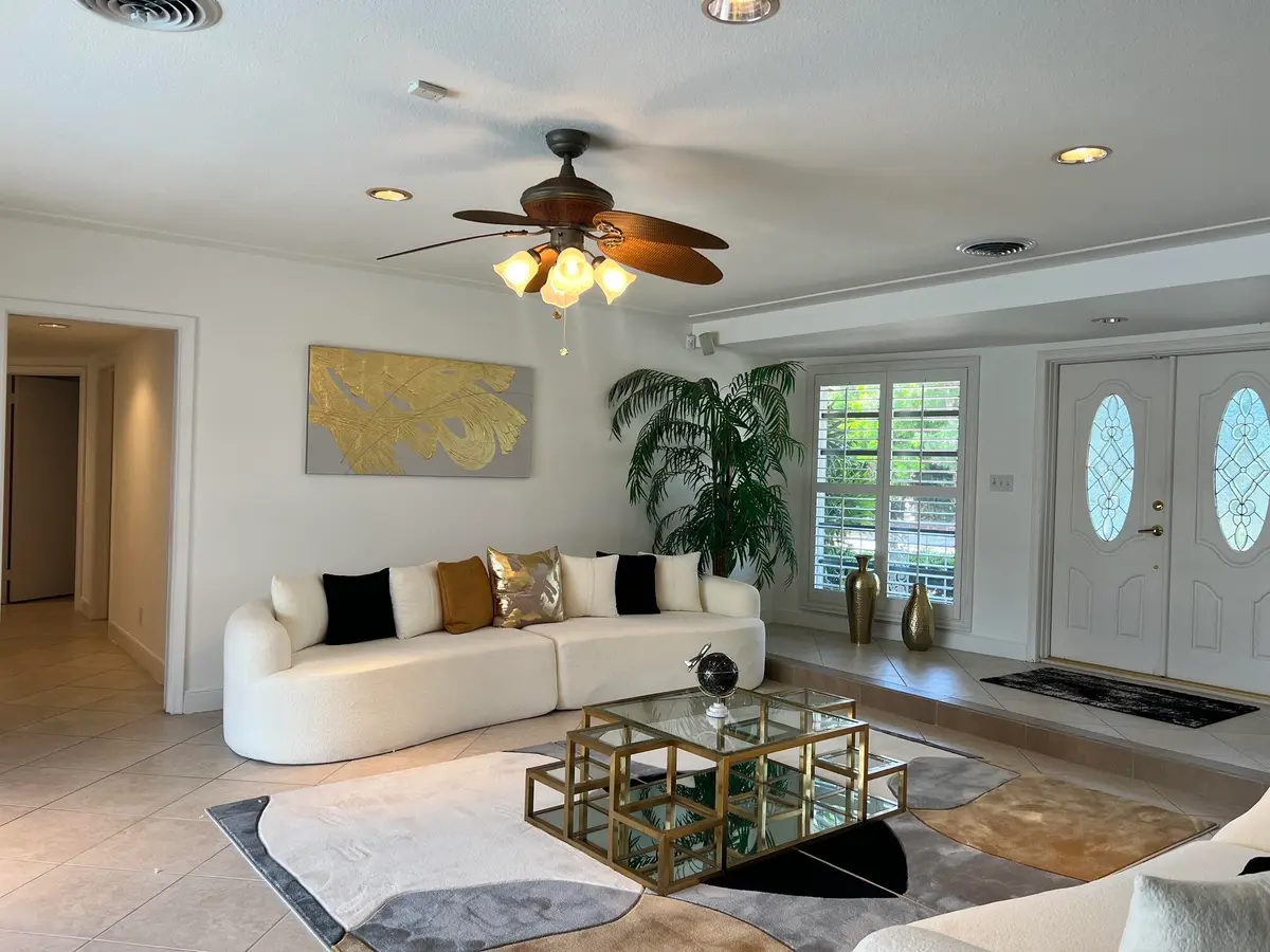 image2 at 3920 NE 27TH Avenue, Lighthouse Point