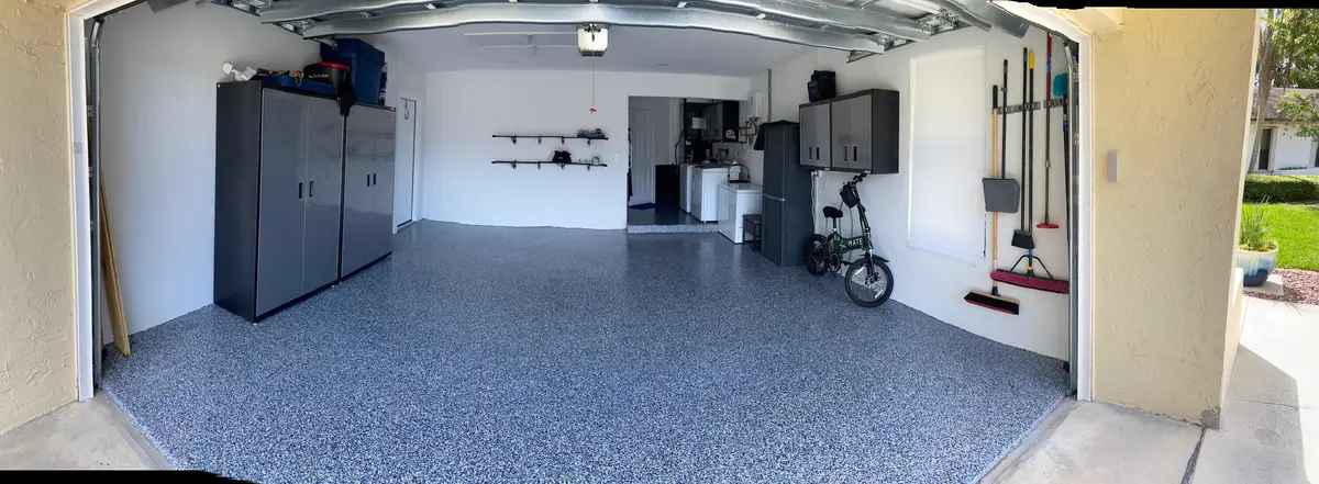 garage interior at 18117 102nd Way, Boca Raton