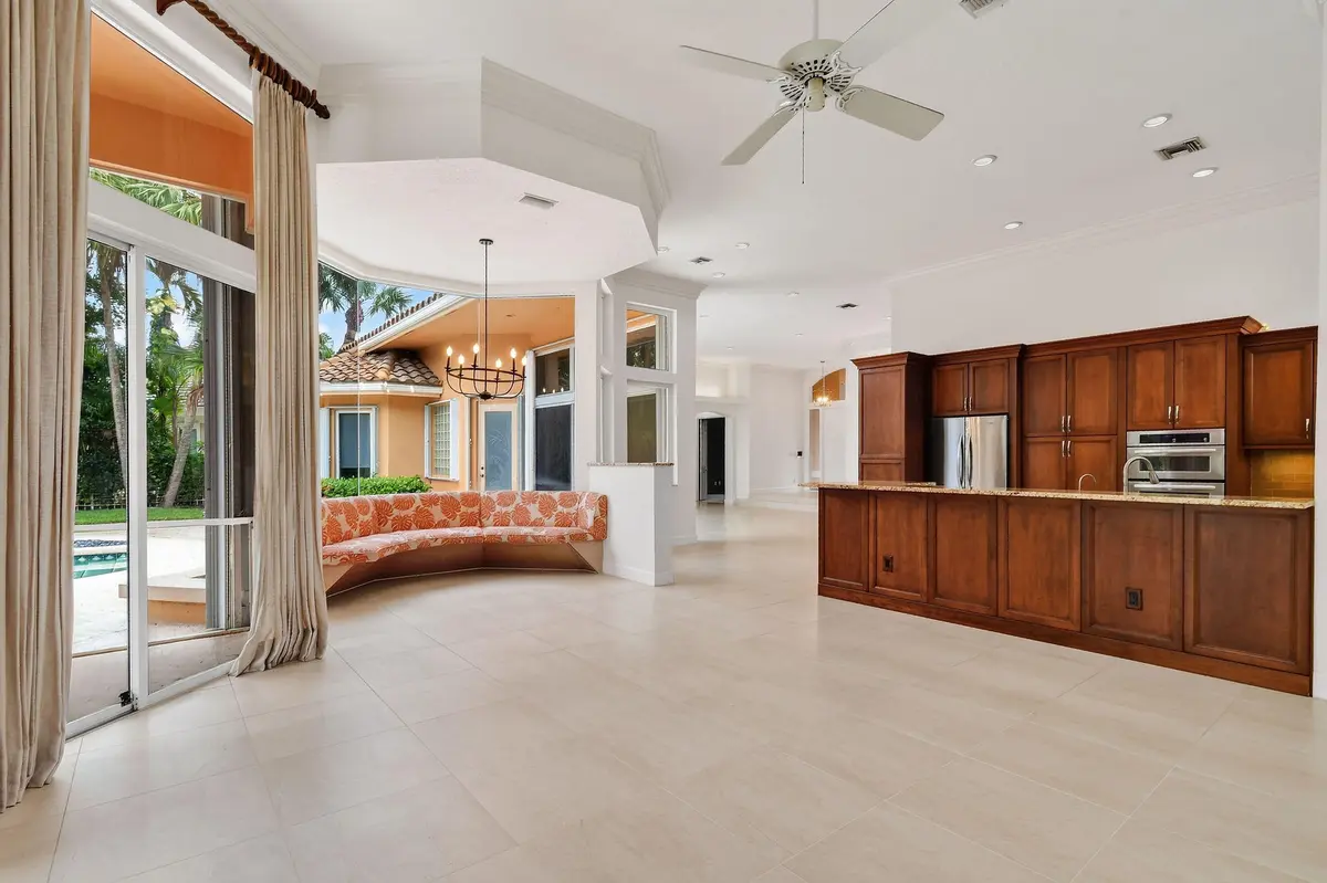 108NorthRiverDrW(23) at 108 N River Drive, Jupiter