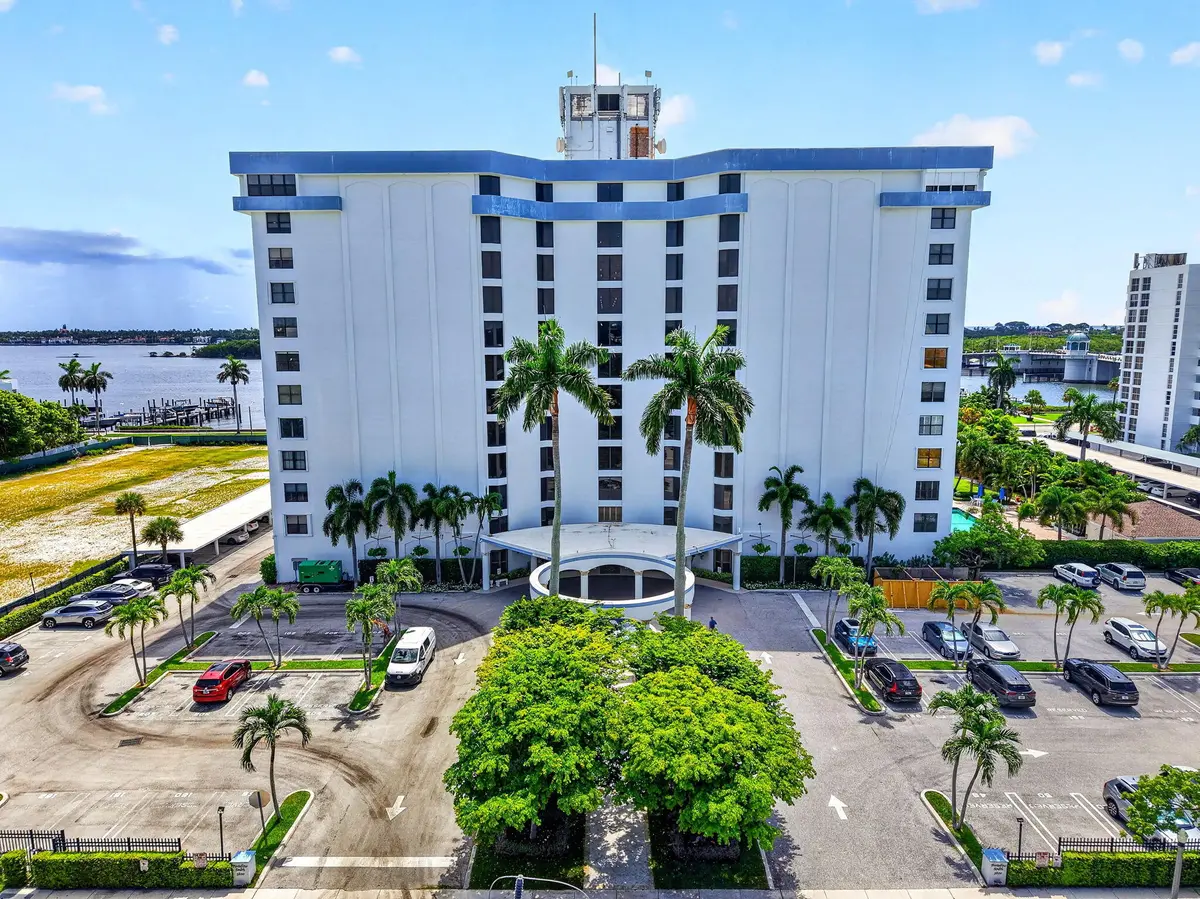 41-web-or-mls-DJI_20260723115332_0092_D at 3800 WASHINGTON Road 708, West Palm Beach