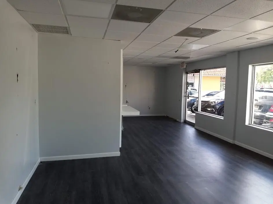 Interior 4 South at 660 N State Rd 7, Plantation