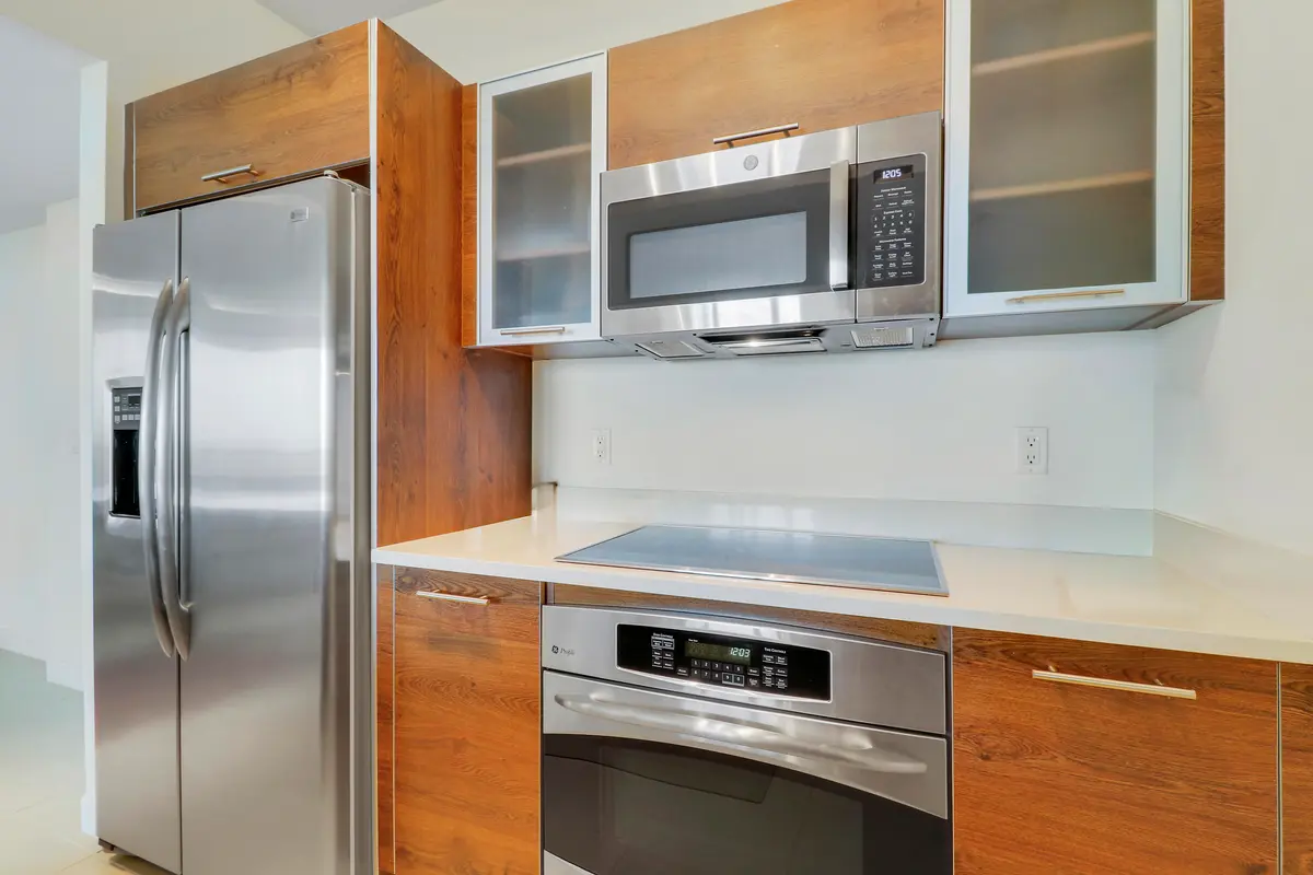 Declutter-17 at 480 Hibiscus Street 821, West Palm Beach