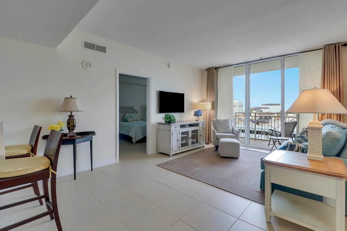 Declutter-19 at 480 Hibiscus Street 821, West Palm Beach