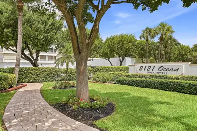 2121 N OCEAN Boulevard 405W, Boca Raton – leased