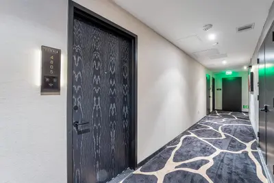 20 NE 11th Street 4805, Miami – Condominium for sale