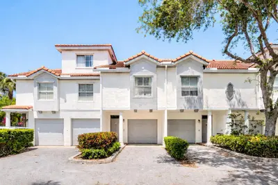 2044 ALTA MEADOWS Lane 1807, Delray Beach – Townhouse for rent