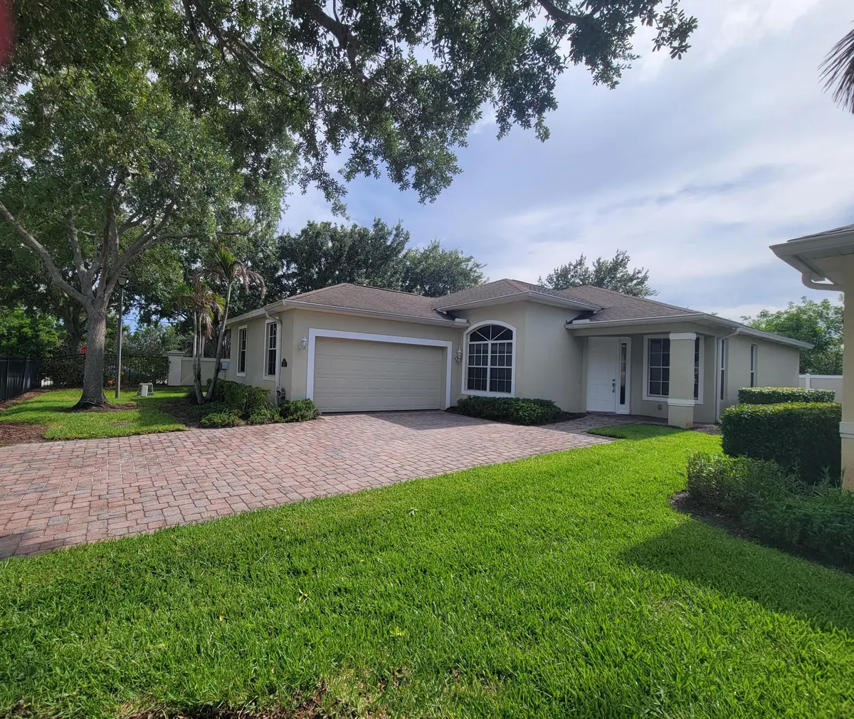 FRONT AND MAIN ENTRANCE at 3103 Anthem Way, Vero Beach