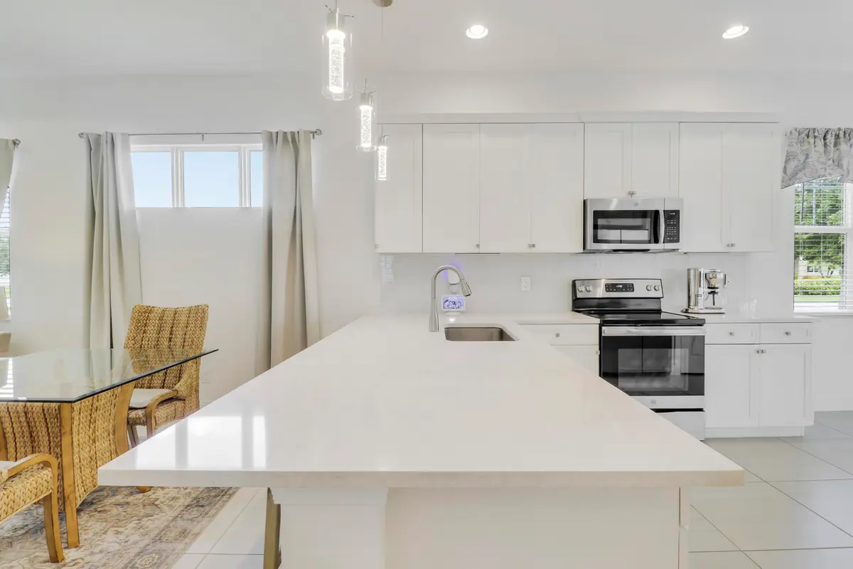 Kitchen at 20015 SW Caserta Way, Port St. Lucie