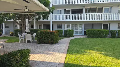 1965 SE 5TH Court 104, Pompano Beach – sold