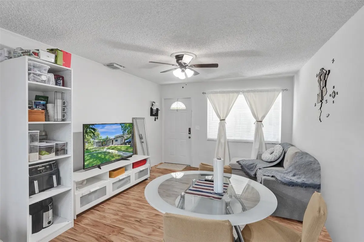 Photo 4 at 4240 NW 21ST Avenue 1, Oakland Park