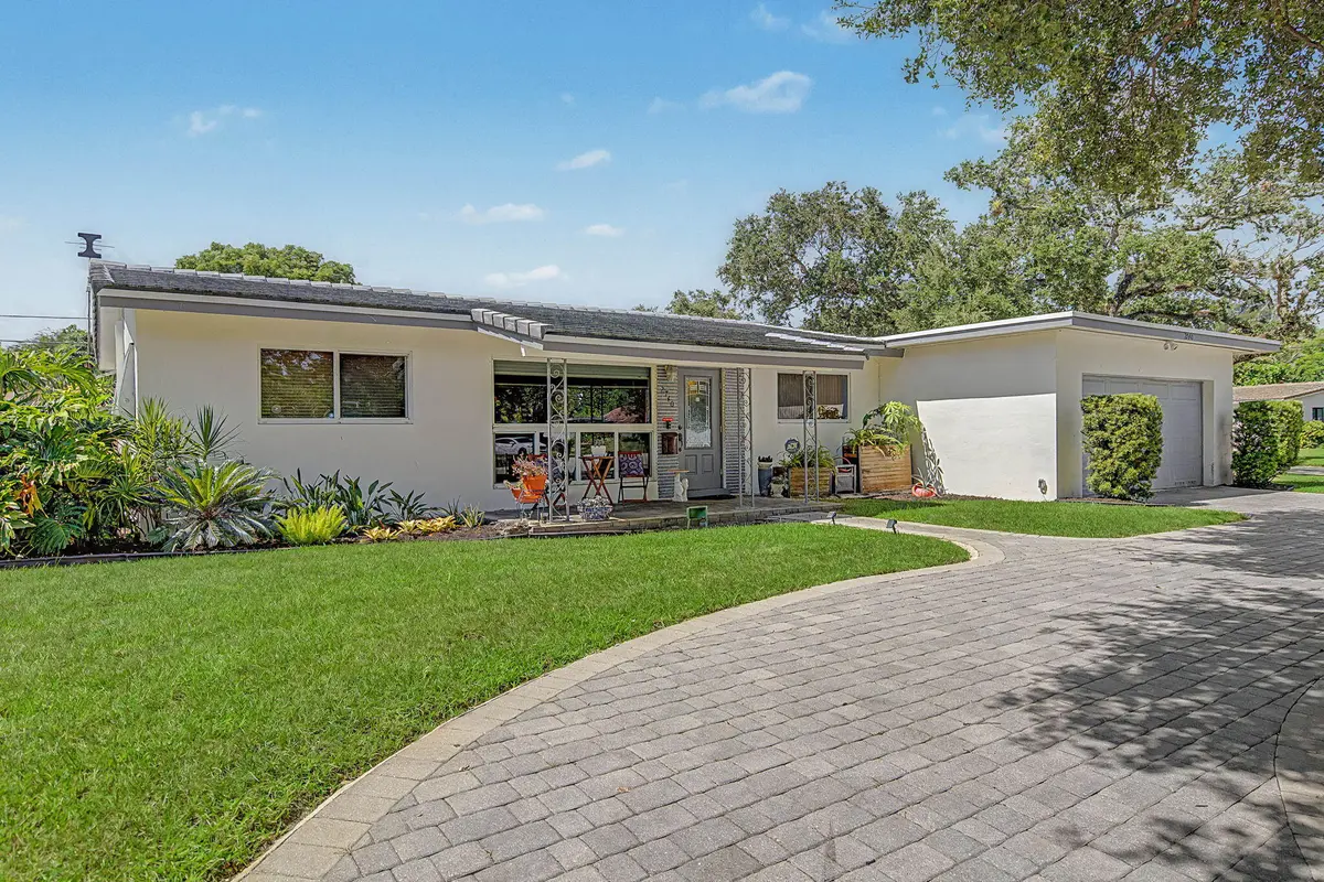 25-web-or-mls-2740-sw-16th-st at 2740 SW 16th Street, Fort Lauderdale