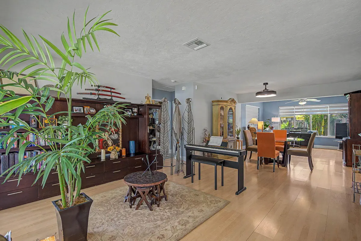 29-web-or-mls-2740-sw-16th-st at 2740 SW 16th Street, Fort Lauderdale