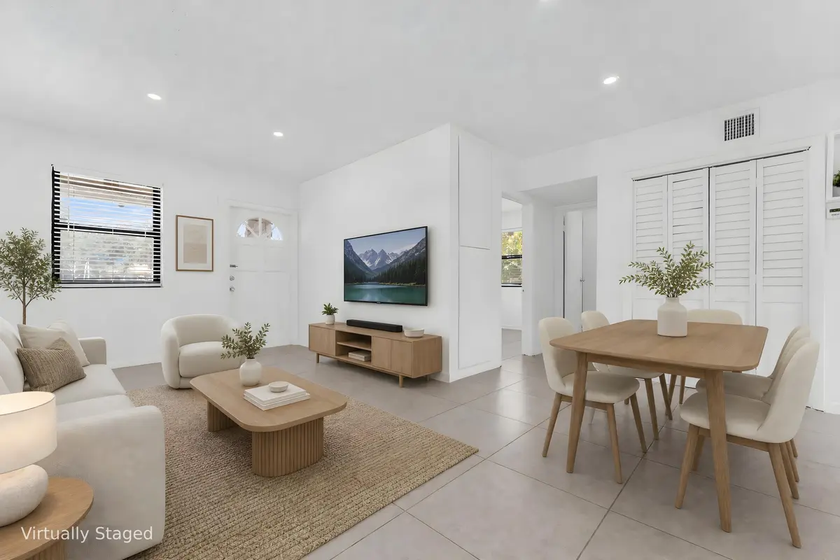 Virtual Staged at 1712 NE 50TH Court, Pompano Beach