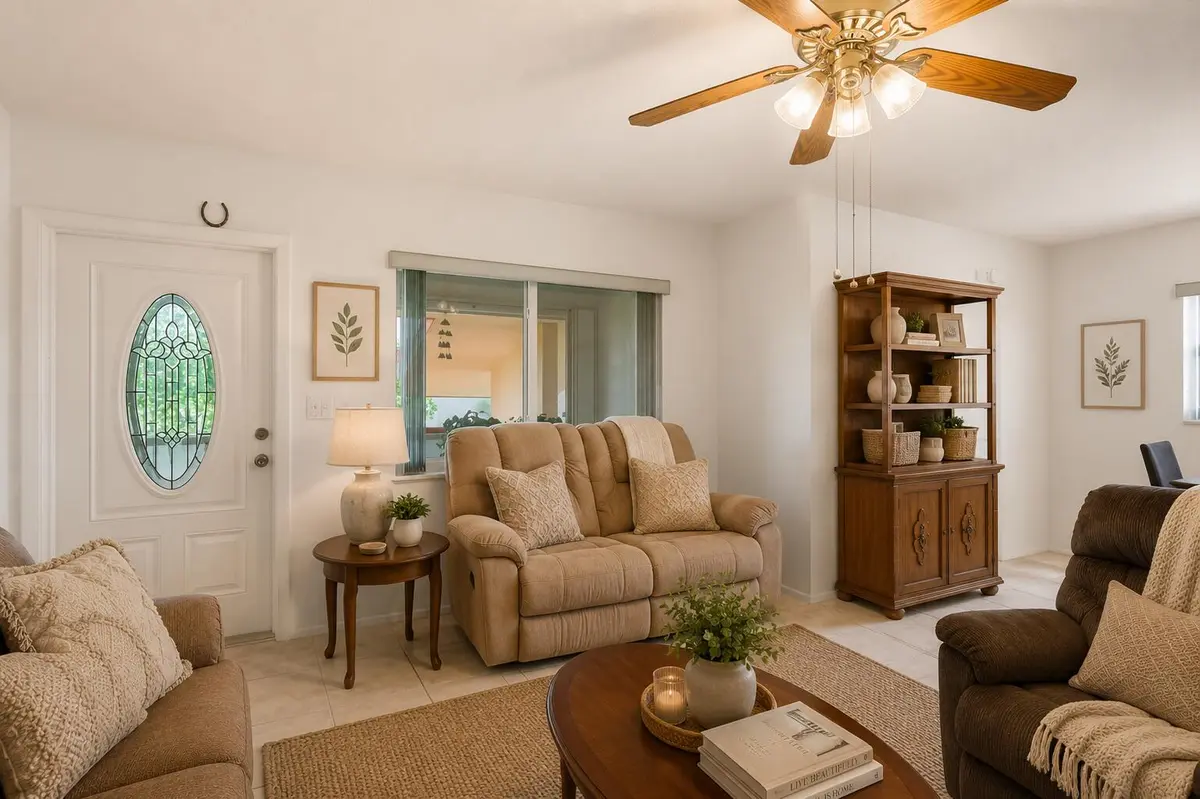 LR 2 at 5300 Washington Street 301E, Hollywood