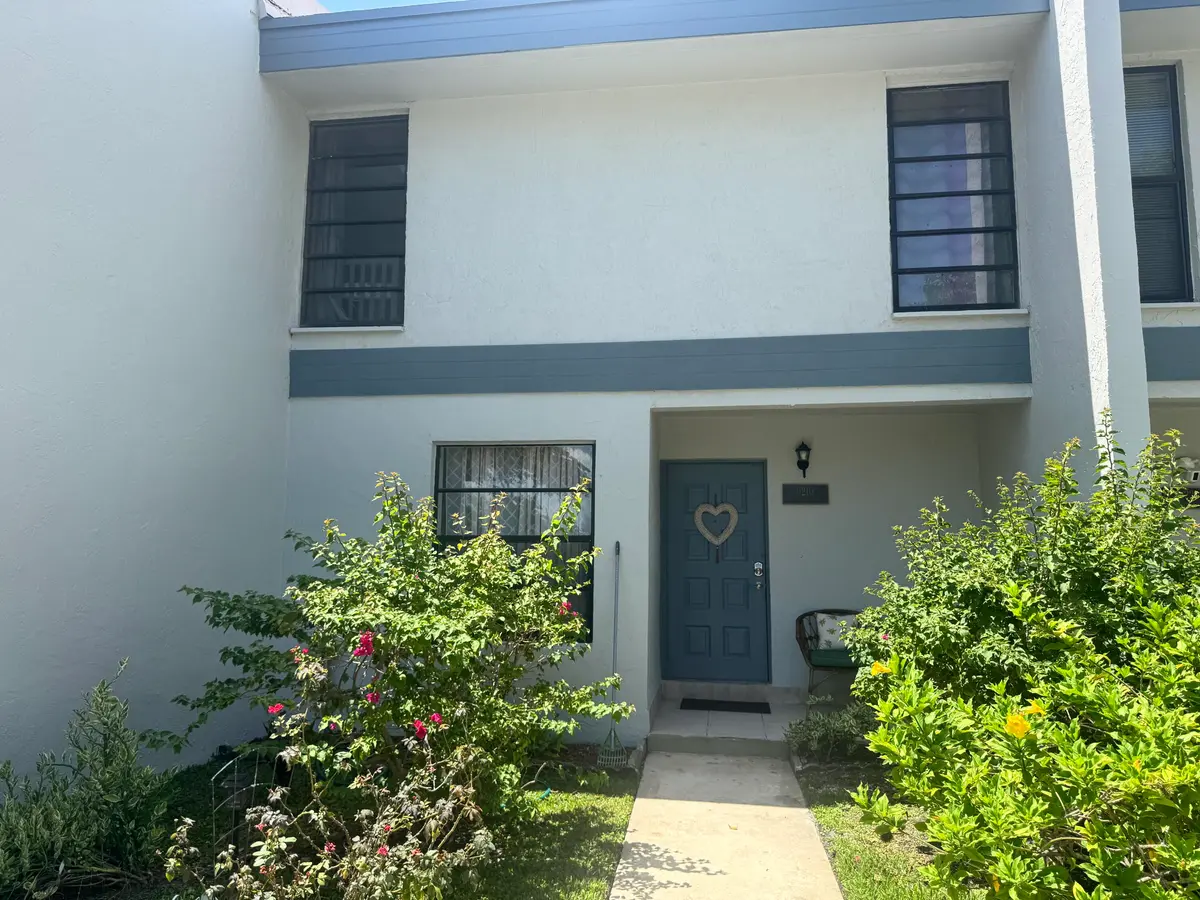 IMG_3398 2 at 9210 NW 14TH Street 273, Pembroke Pines