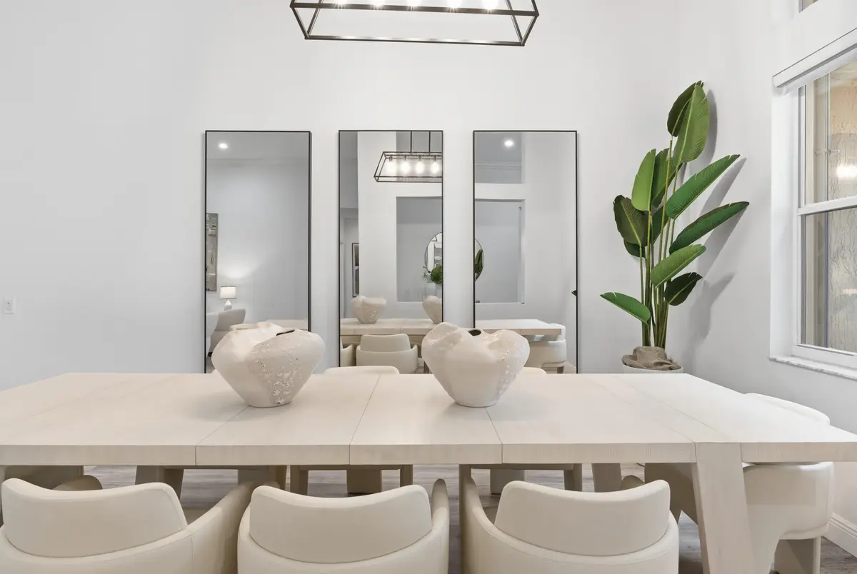 Dining Area at 2458 Greenbrier Court, Weston
