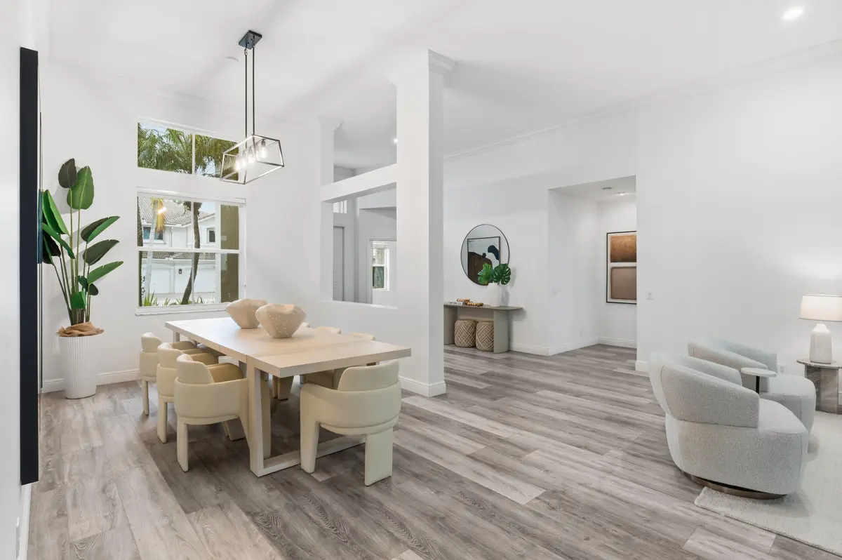 Dining Area at 2458 Greenbrier Court, Weston