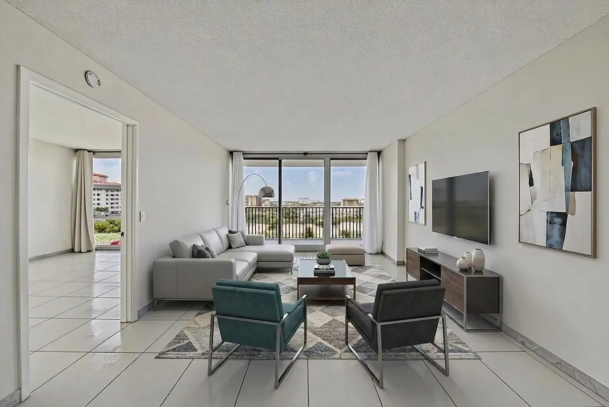 xenikis-20 staged at 531 N Ocean Boulevard 805, Pompano Beach