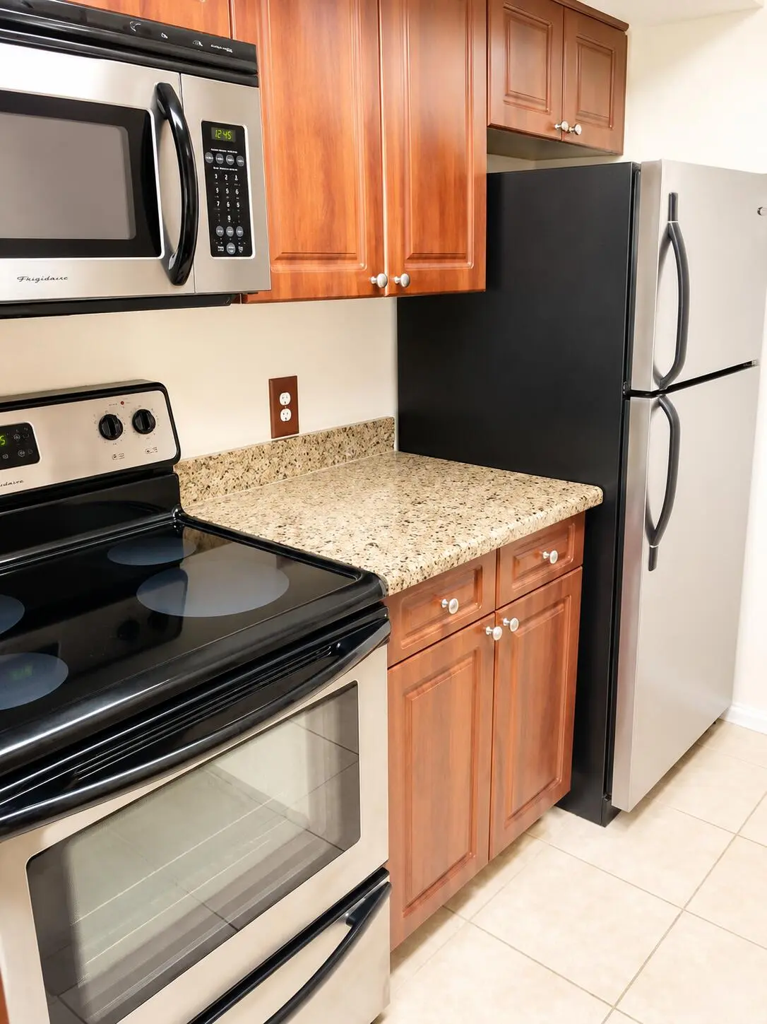 kit at 2986 S UNIVERSITY Drive 8203, Davie