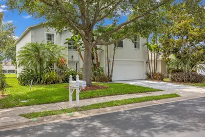 2566 12TH Square, Vero Beach – Single Family Residence for sale