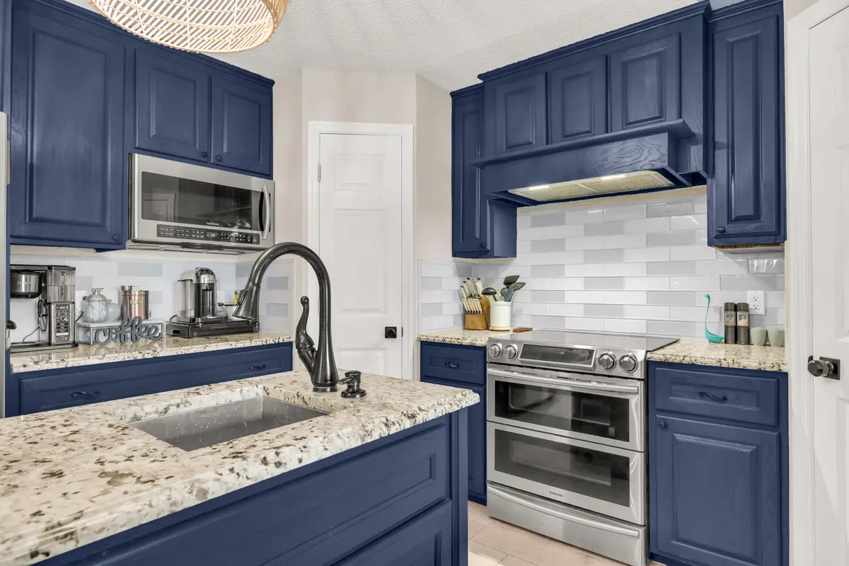 256612thSquareSW_69320_3 at 2566 12TH Square, Vero Beach