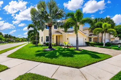 5652 Caranday Palm Drive, Greenacres – sold