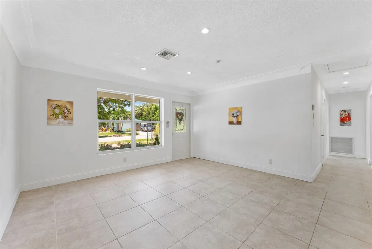 16-16 at 4822 NW 2nd Terrace, Boca Raton
