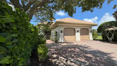 102 SE RIO PALERMO, Port St. Lucie – Single Family Residence for sale
