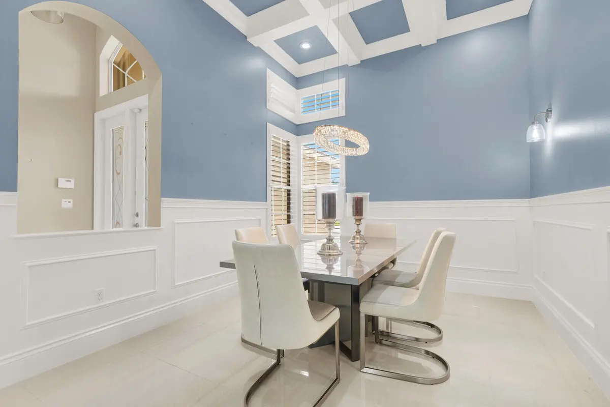 Dining Room at 10469 Whitewind Circle, Boynton Beach