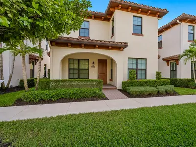 6020 Curie Place, Palm Beach Gardens – leased