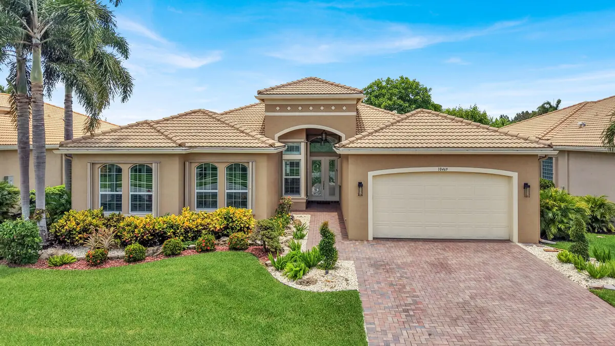 Valencia Reserve at 10469 Whitewind Circle, Boynton Beach