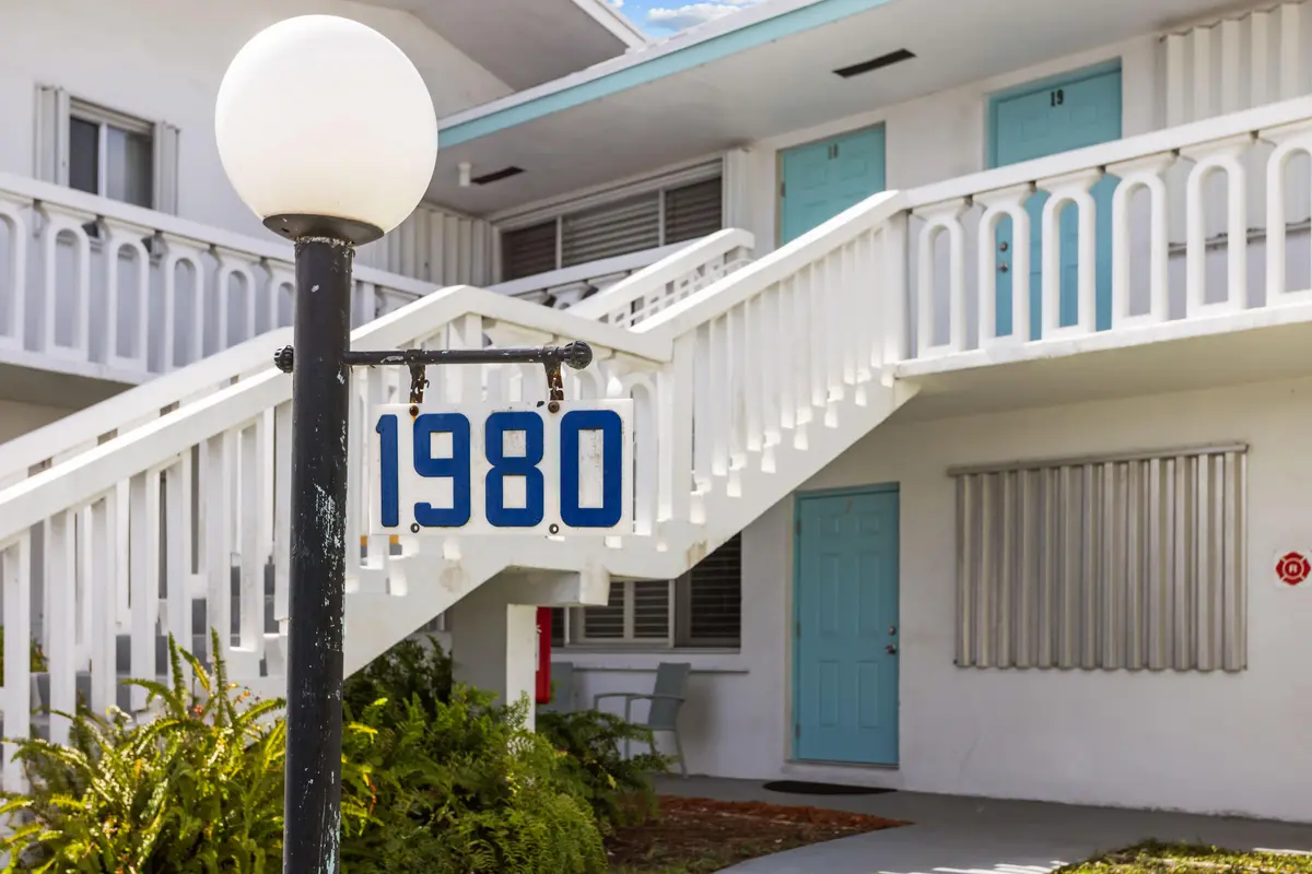 Welcome Home! at 1980 Sunset Avenue 7, Lake Worth Beach