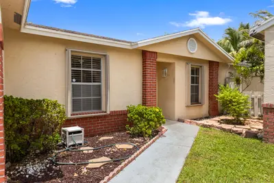 13945 LANGLEY Place, Davie – leased