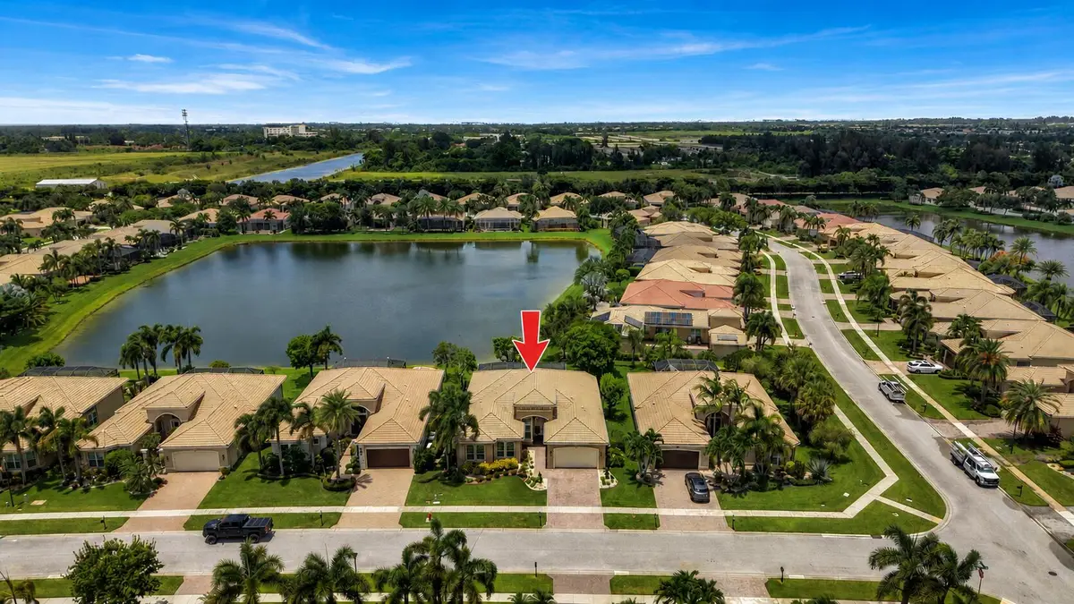 Lakefront Home in Gated Community at 10469 Whitewind Circle, Boynton Beach