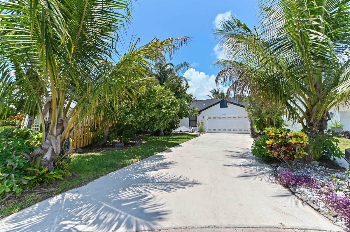 01 Front 01 at 1200 NW 18th Avenue, Delray Beach