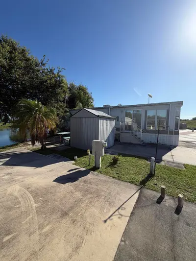 7950 HWY 78 184, Okeechobee – Mobile Home for sale