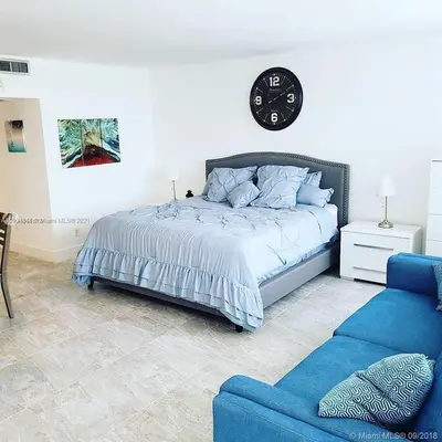 100 LINCOLN Road 707, Miami Beach – Condominium for sale