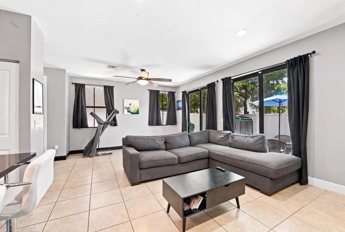 9__dsc8711 at 4817 NW 59th Street, Tamarac