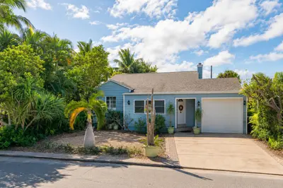 715 N PALMWAY, Lake Worth Beach – sold
