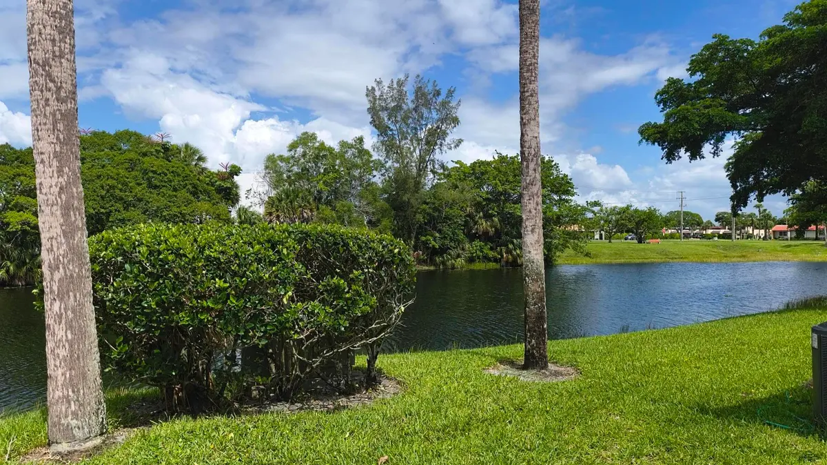 IMG_1477 at 173 Lake Meryl Drive, West Palm Beach