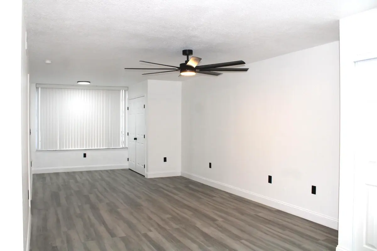 IMG_3291 at 2820 N Oakland Forest Drive 106, Oakland Park