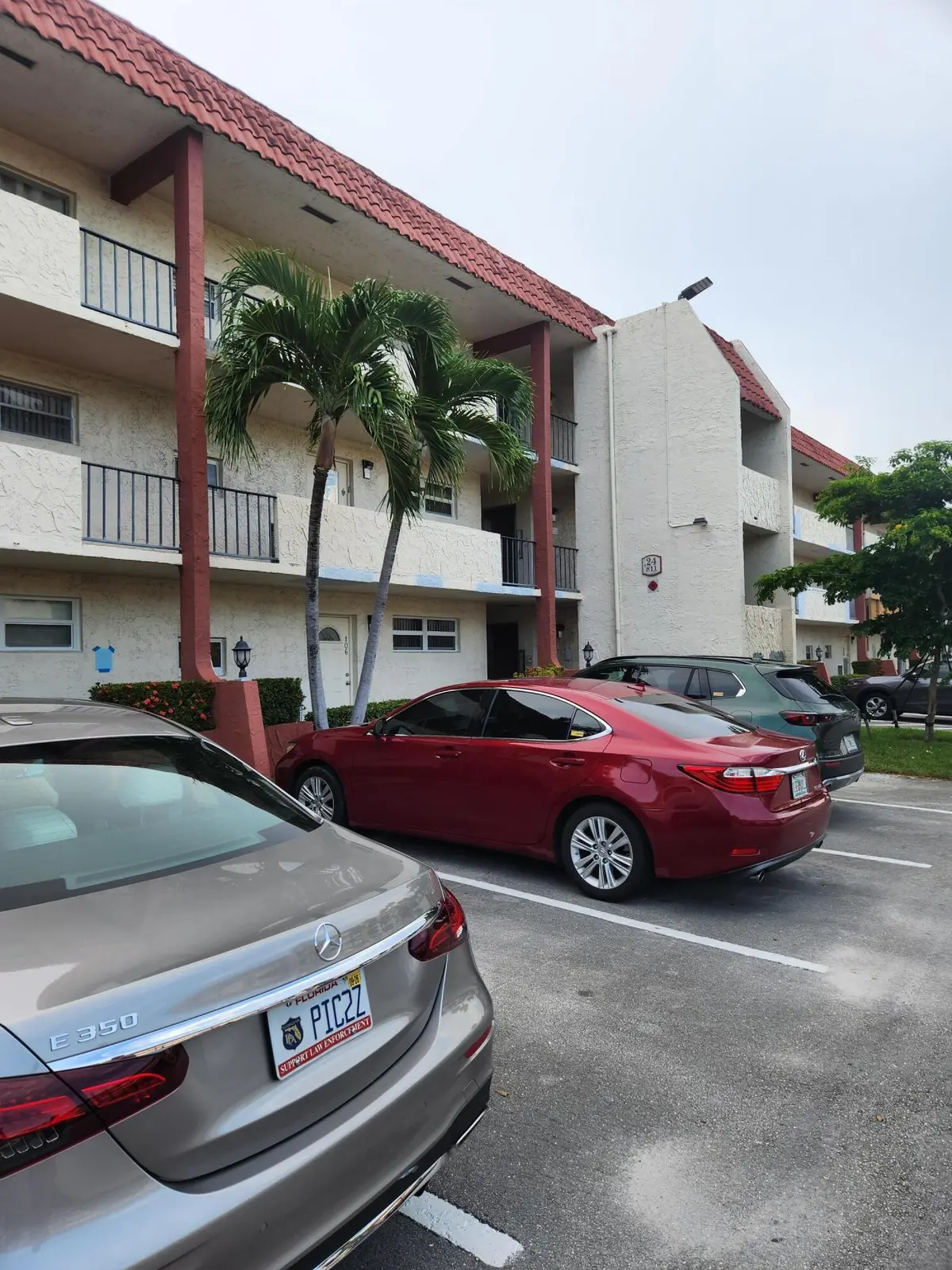 20260719_193427 at 811 S Hollybrook Drive 206, Pembroke Pines