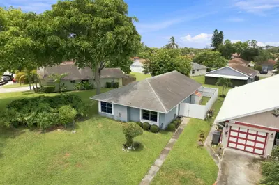 1470 Summit Run Circle, West Palm Beach – sold