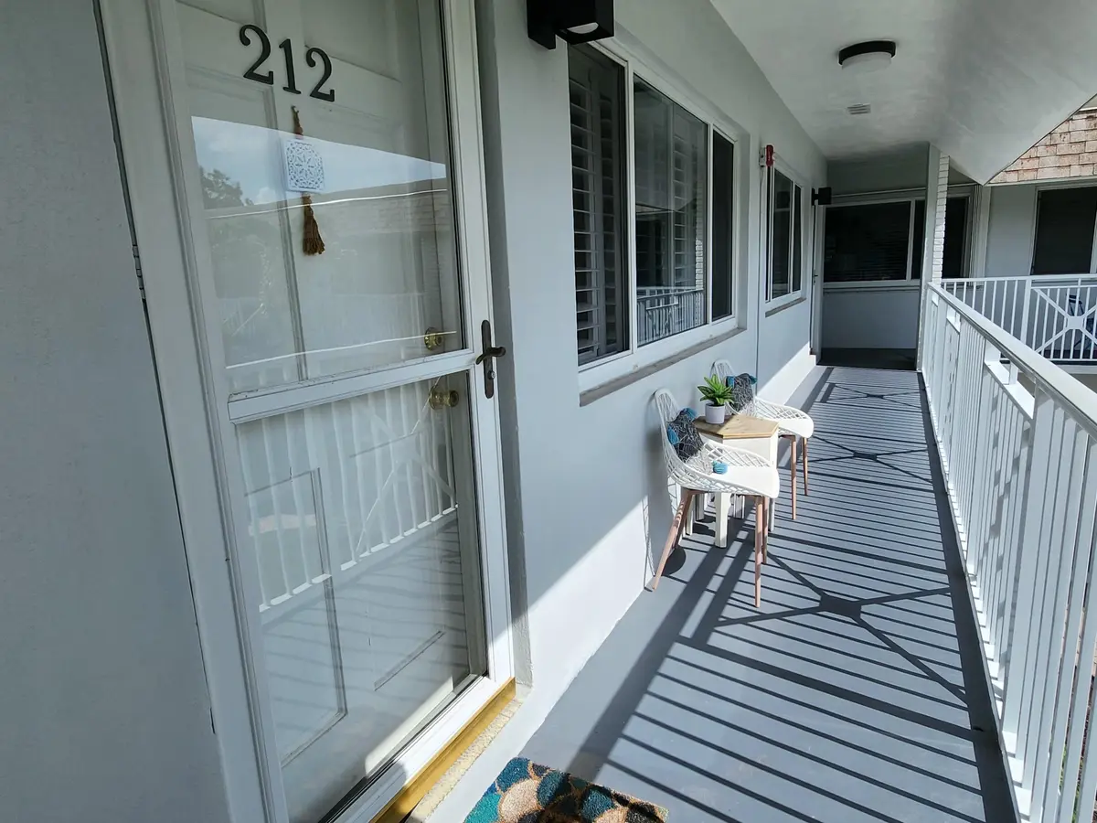 BOUTIQUE BUILDING at 1001 NE 8th Avenue 212, Delray Beach
