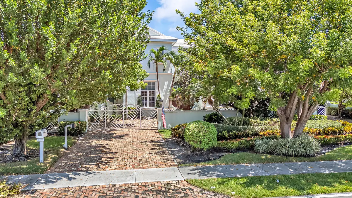 drone-2 at 2409 NE 27TH Street, Lighthouse Point
