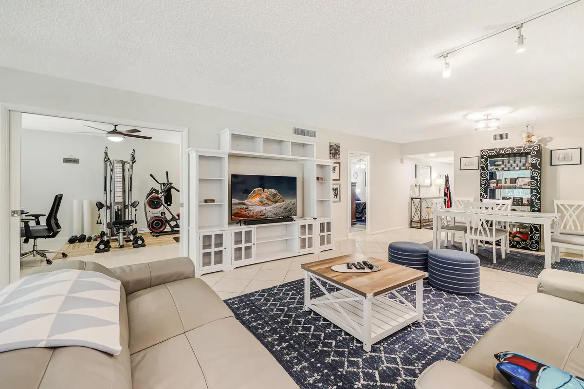 933 Cypress Grove Dr #103-22 at 933 Cypress Grove Drive 103, Pompano Beach