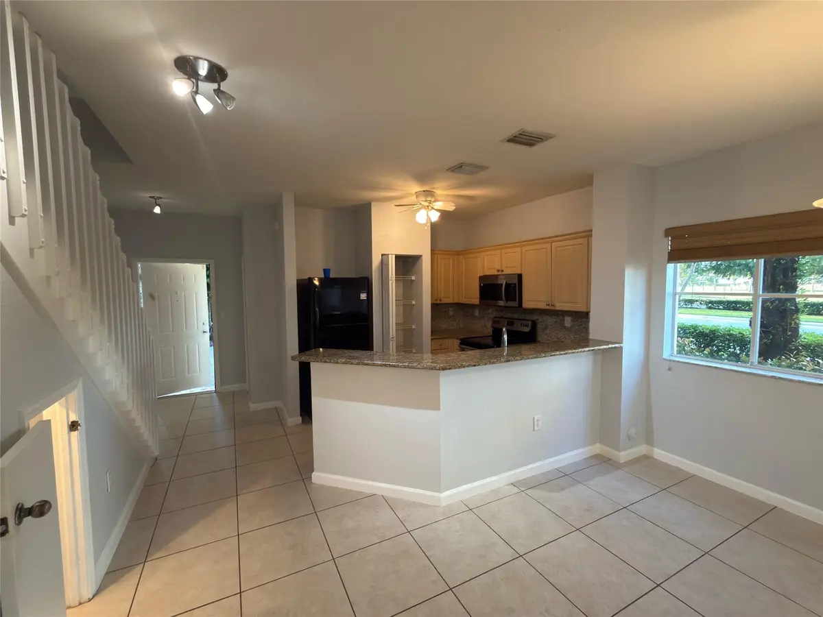 Photo 7 at 8320 Santa Monica Avenue 8320, Tamarac