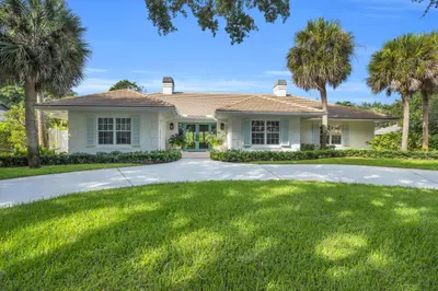 10410 SE Banyan Way, Tequesta – sold