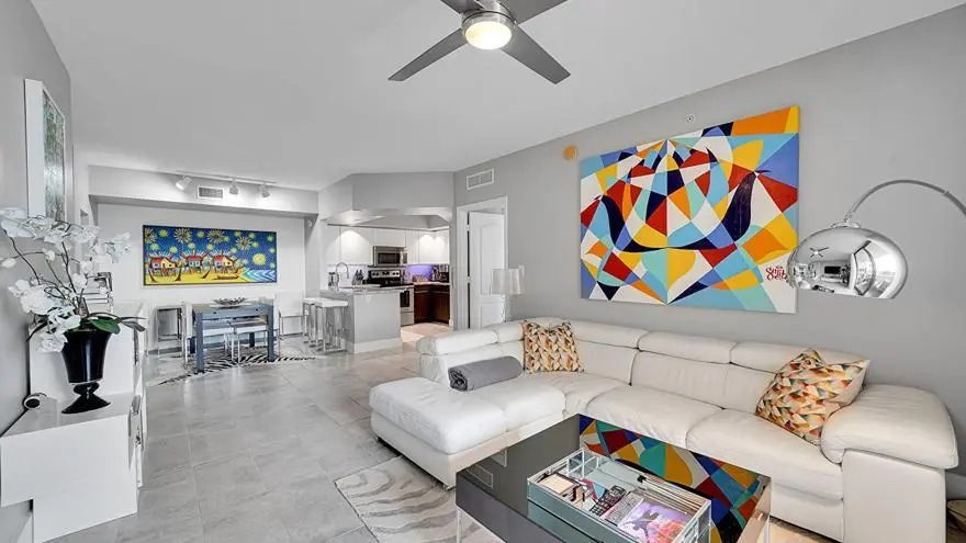 Inviting open Living area at 110 N Federal Highway 501, Fort Lauderdale