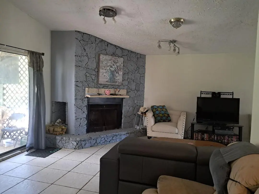 Living at 441 SW Todd Avenue, Port St. Lucie